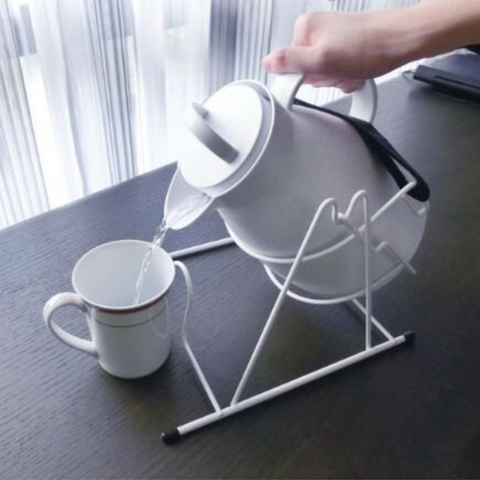 Kettle Tipper with Velcro Strap