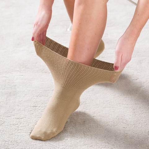 It also has a smooth join at the toe which toes which won't rub or irritate sensitive toes and skin.