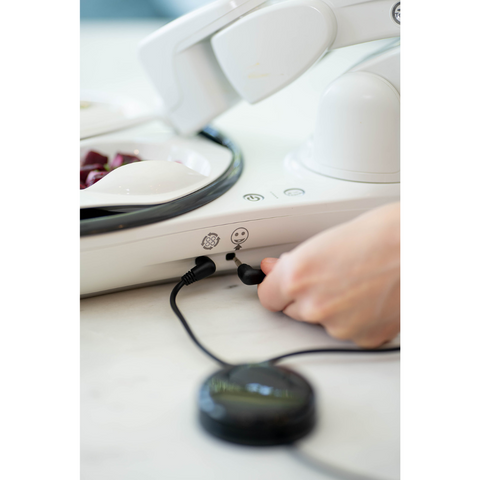 Obi Robotic Feeding Device