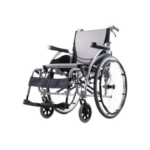 Karma Ergo 115 Self Propelled Lightweight Wheelchair